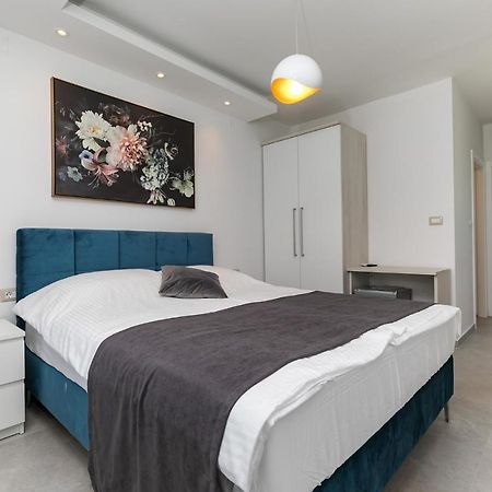 Nadija Apartmani Πόρετς Εξωτερικό φωτογραφία