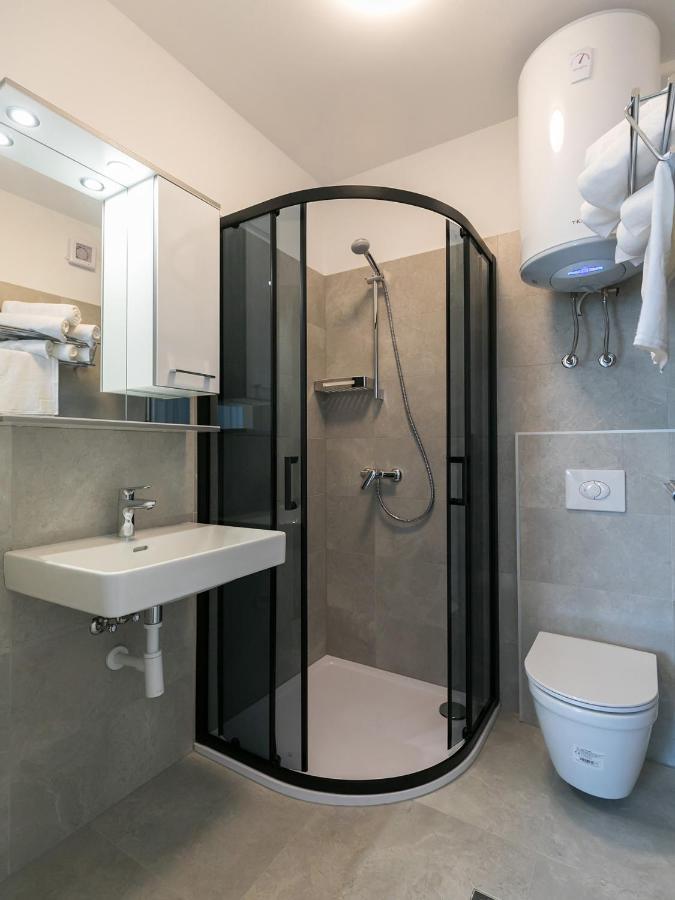 Nadija Apartmani Πόρετς Εξωτερικό φωτογραφία