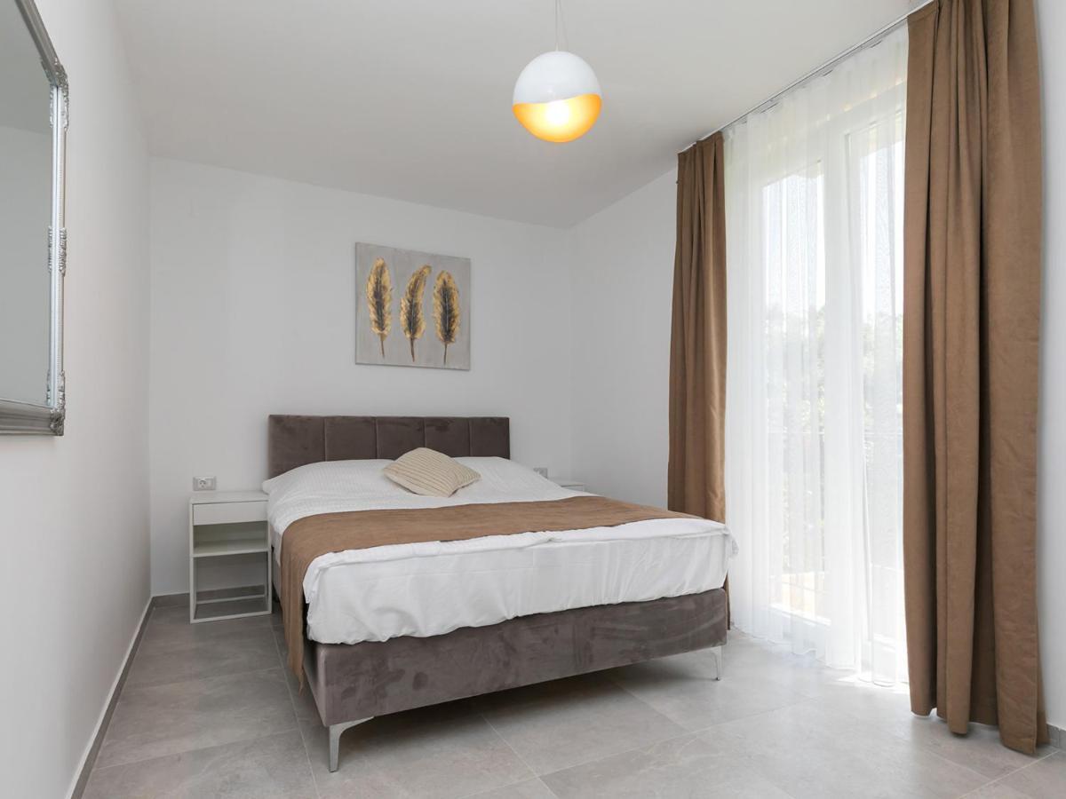 Nadija Apartmani Πόρετς Εξωτερικό φωτογραφία